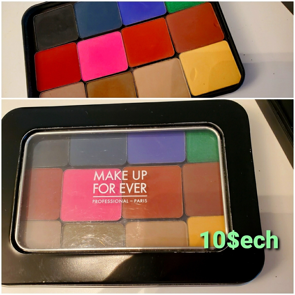 Eye shadow palette